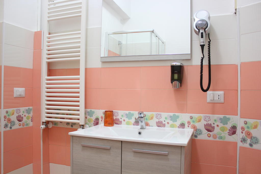 Rome Charming House Bed & Breakfast Room photo